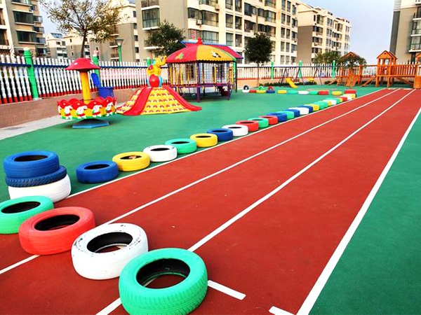 幼儿园塑胶跑道