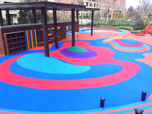 幼儿园塑胶场地