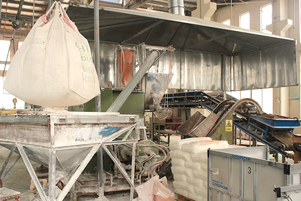 泰安专业橡胶跑道彩色颗粒价格